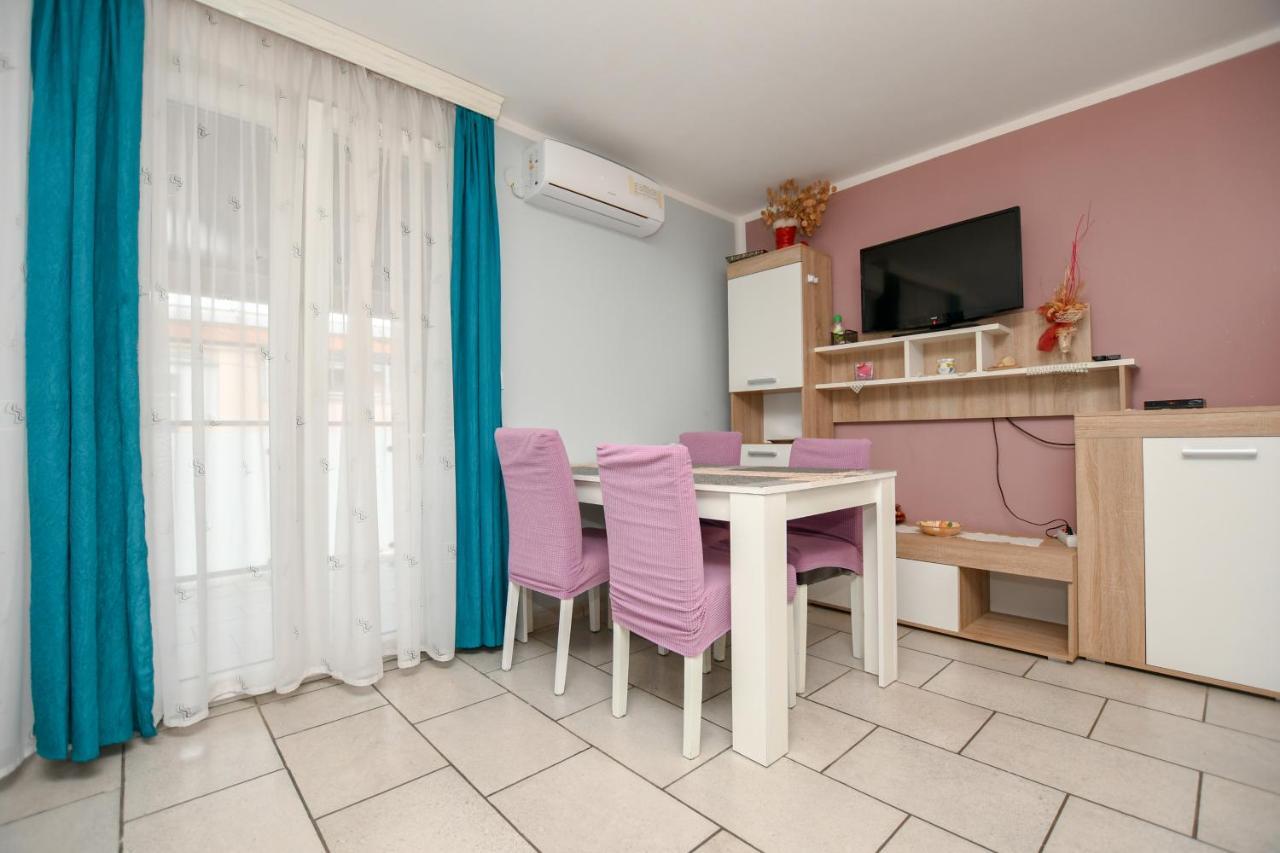 Apartments Katja Poreč Eksteriør bilde